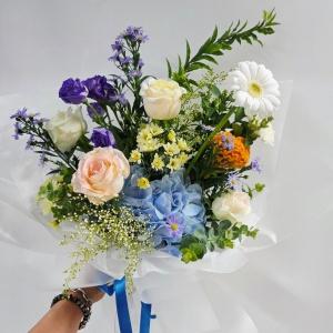 로맨틱 생화꽃다발
