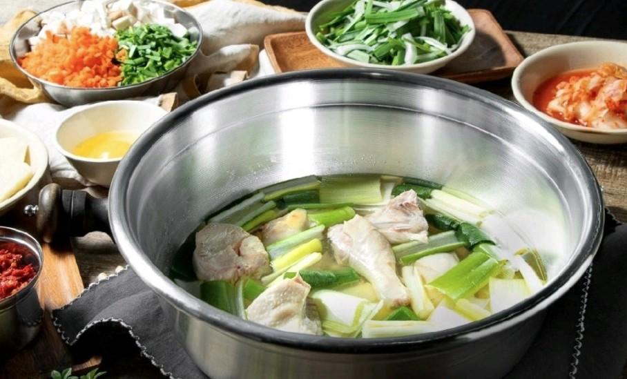 진원조닭한마리 연신내점 사진 1