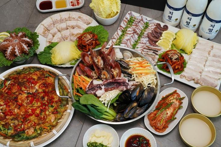 진해해물칼국수