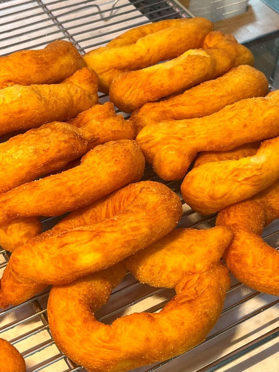 명품꽈배기송천점
