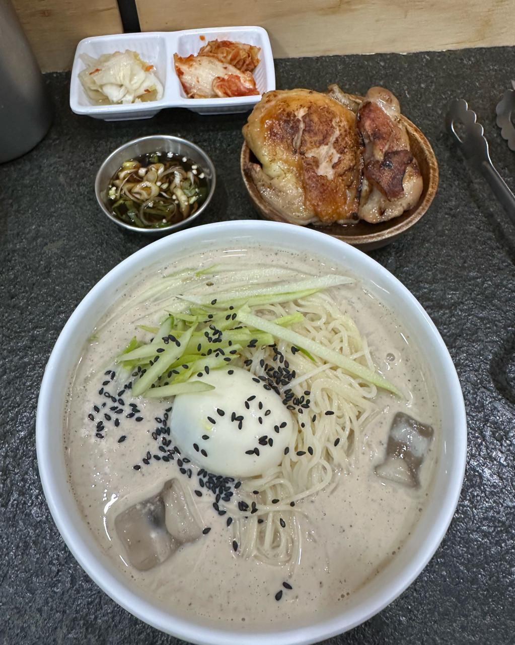 소중한 사람들의 인생국수