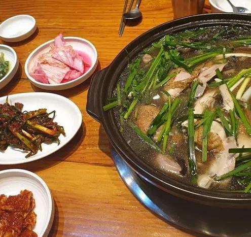 옛날 욕쟁이 장마담집