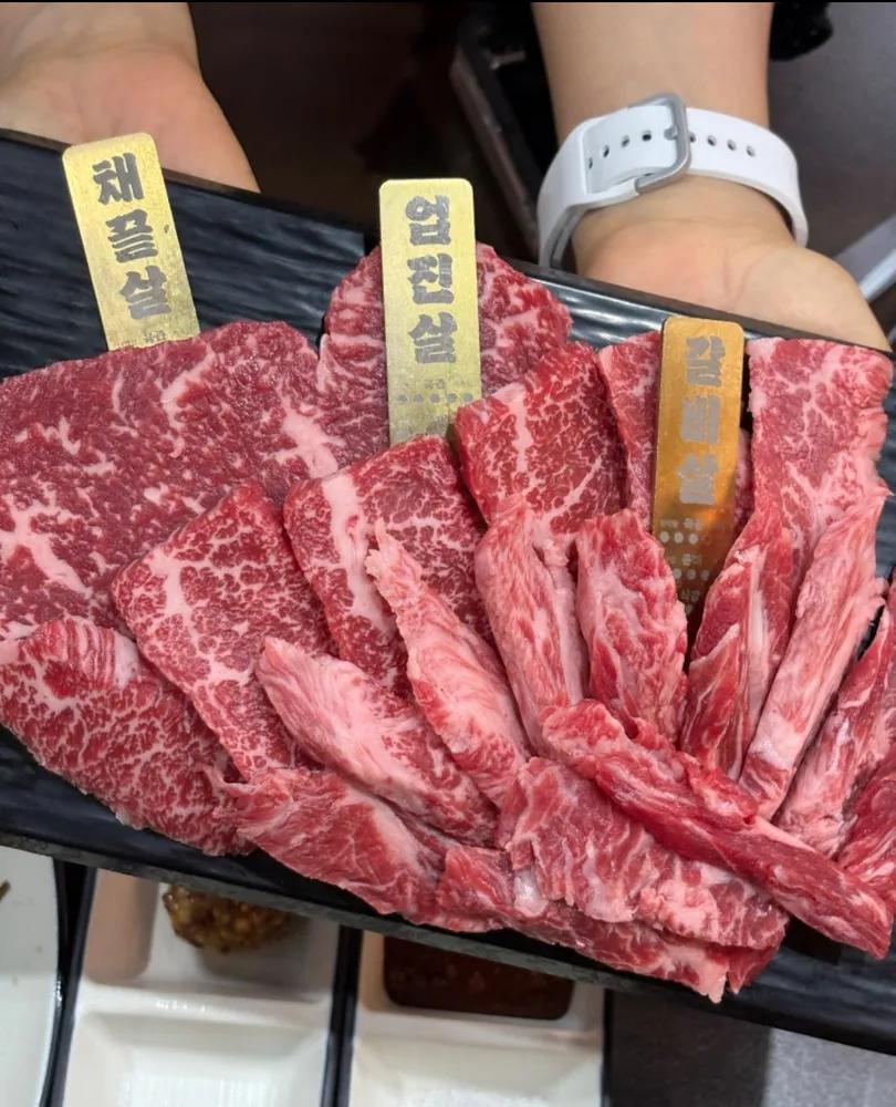 한우집투뿔사위 부천직영점