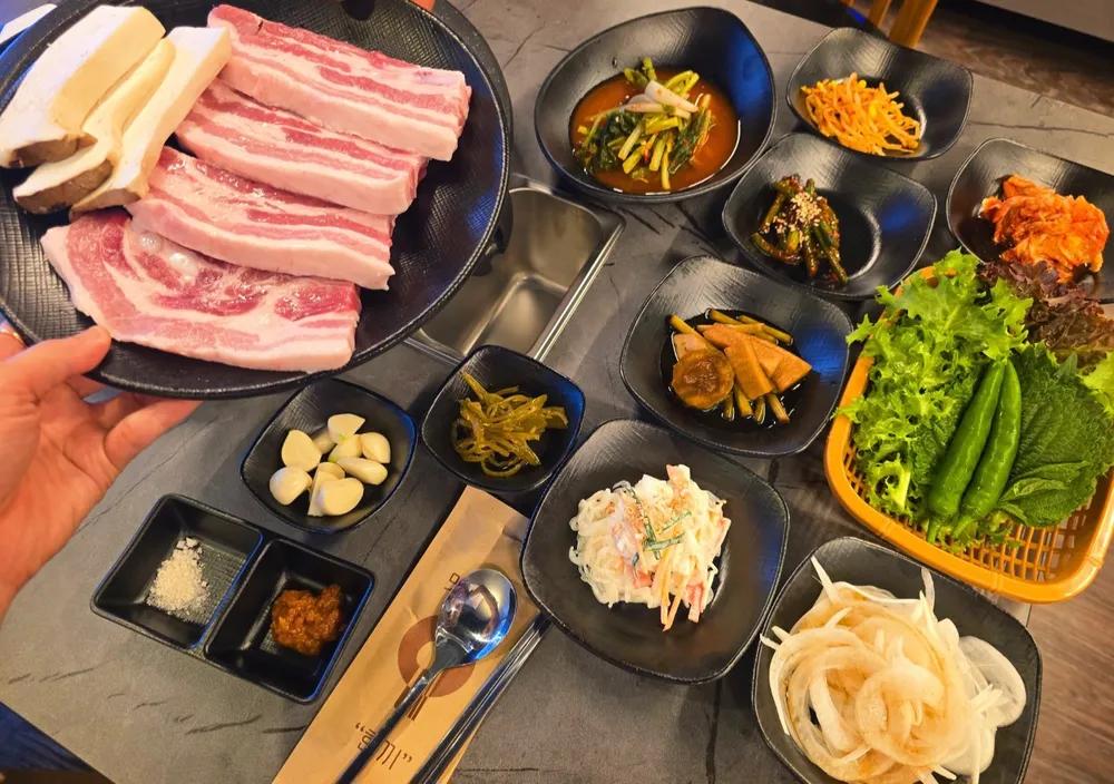 돼지365