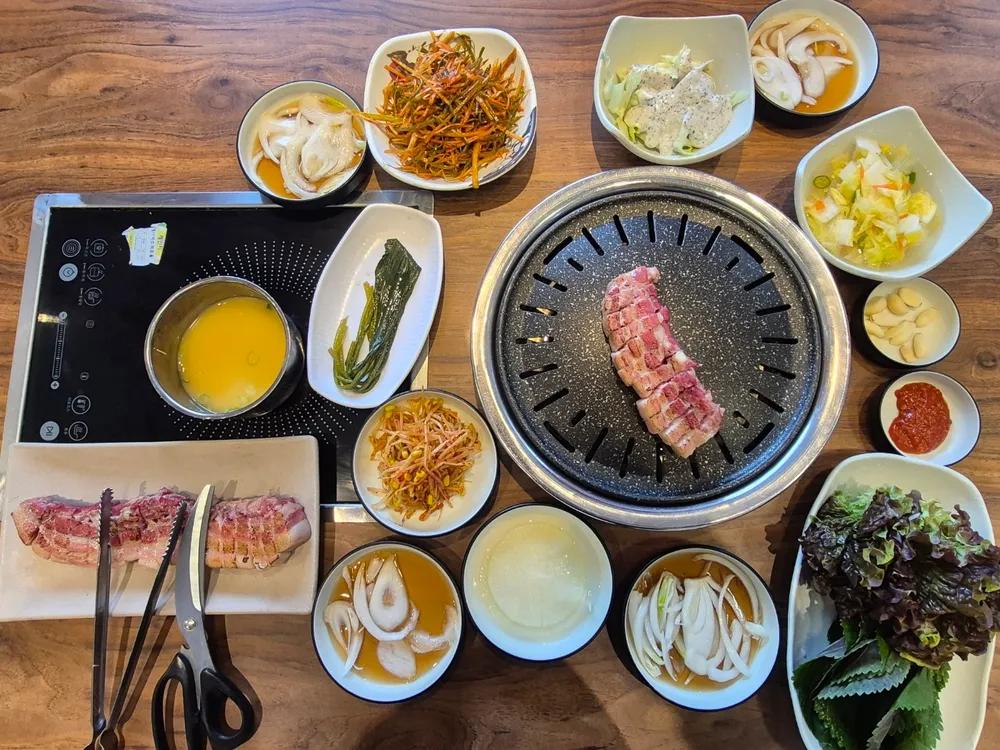참나무삼겹살영도점