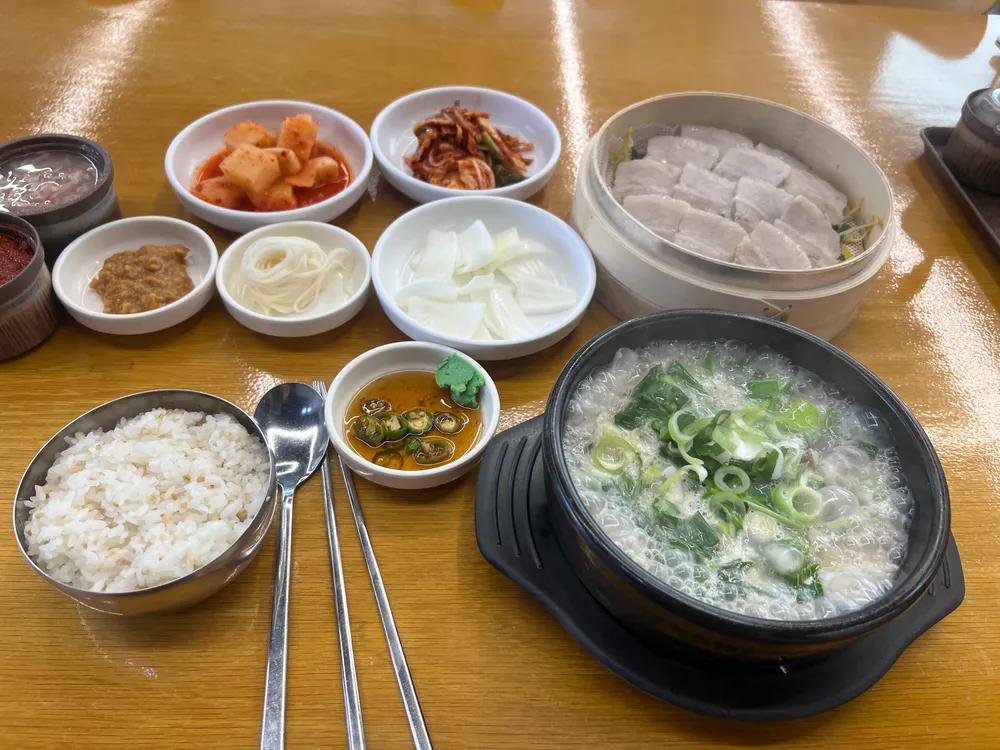 울산돼지국밥