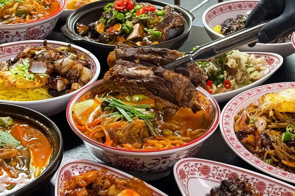 중화반점우탱