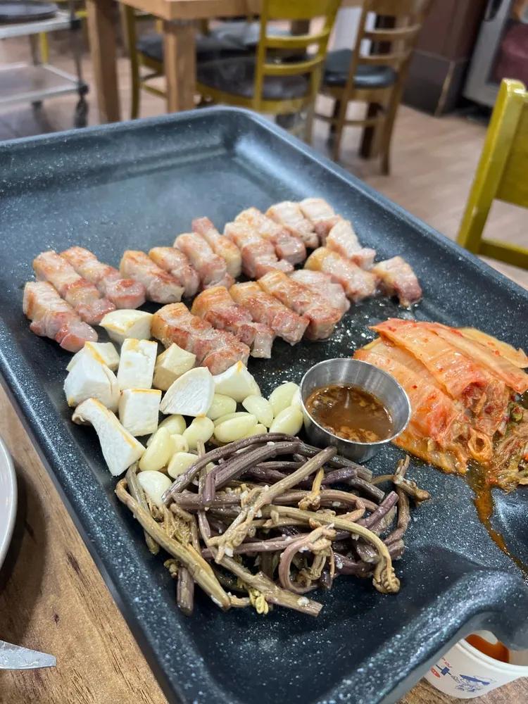 마포생삼겹 메밀막국수