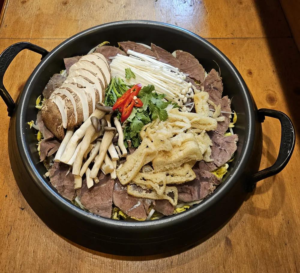 히미츠 이자카야
