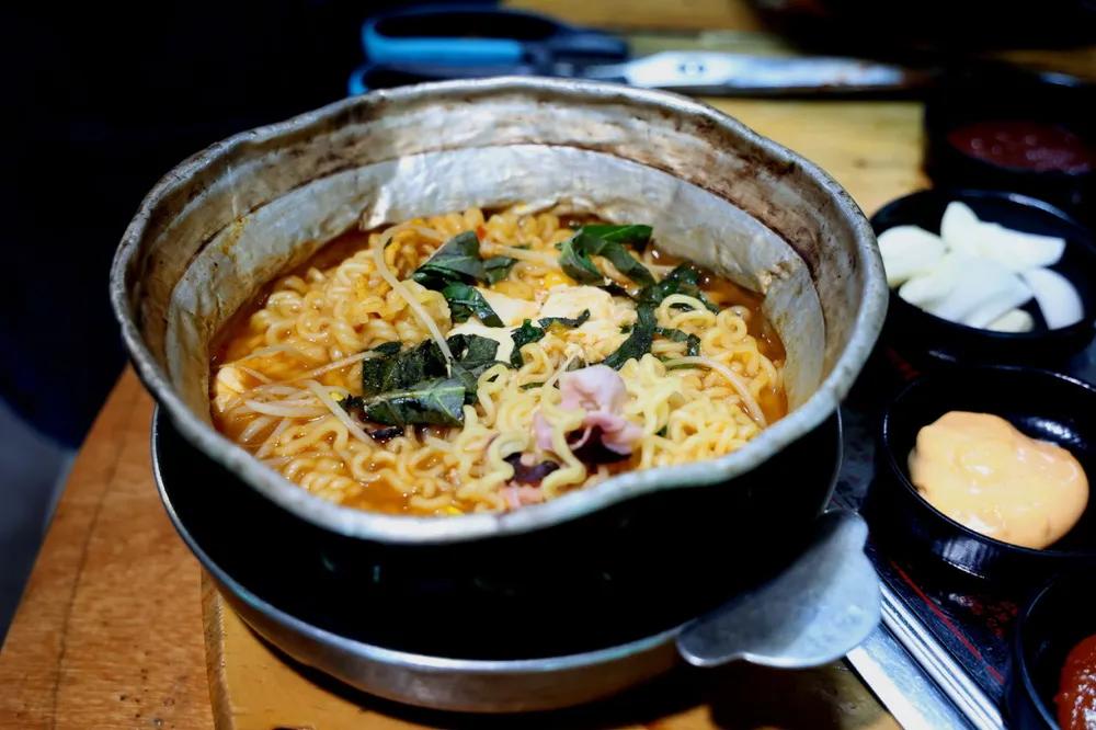 윤스꼬 맥반석숯불문어와닭갈비