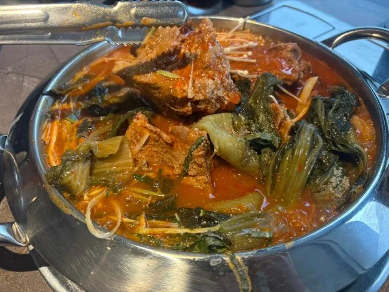 가야왕족 연산토곡점