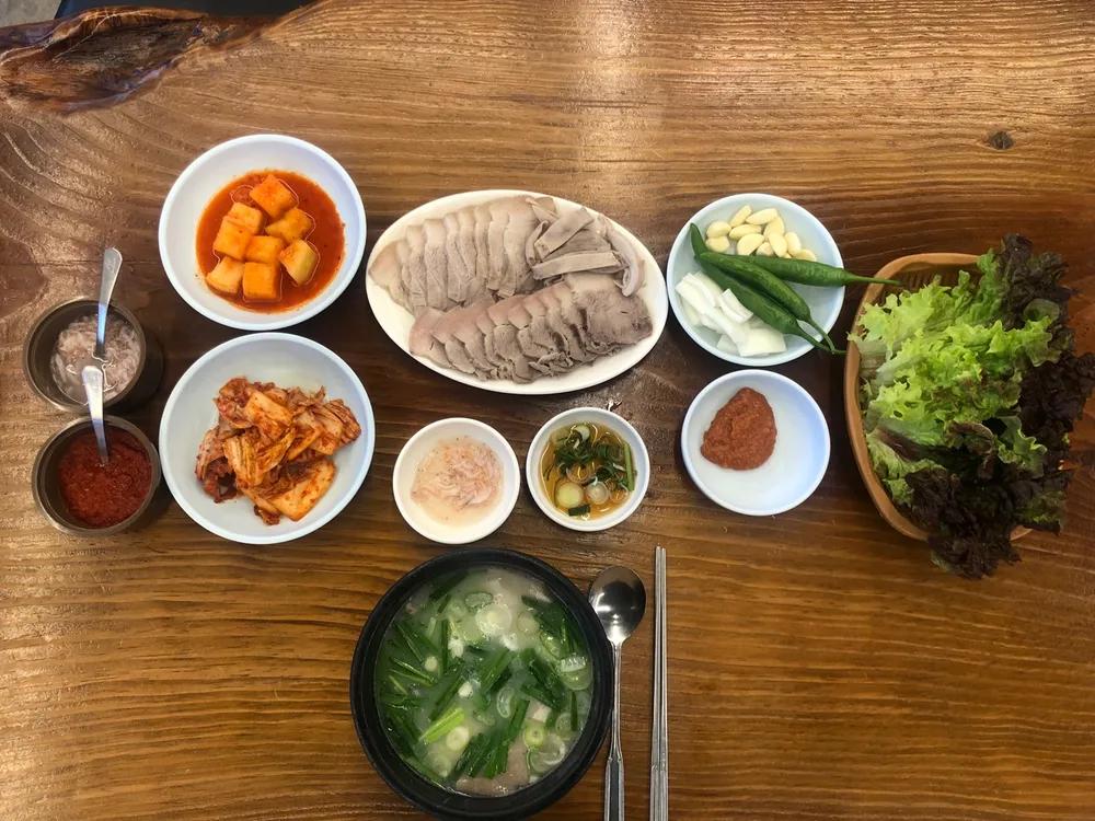 예림돼지국밥