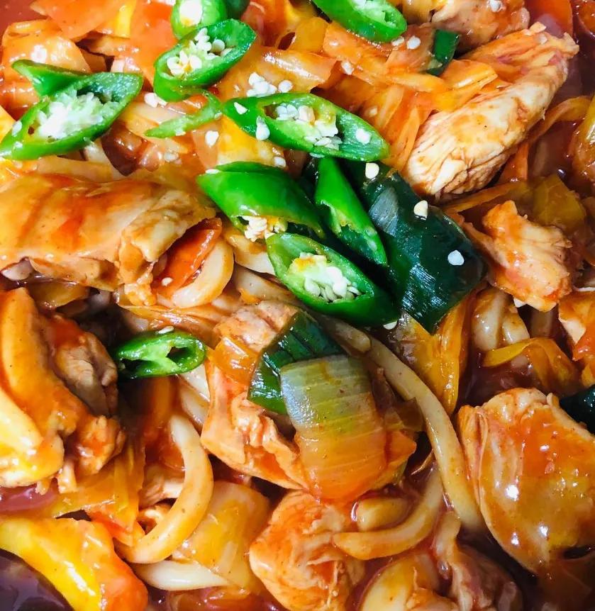 항아리닭갈비막국수 송파문정점