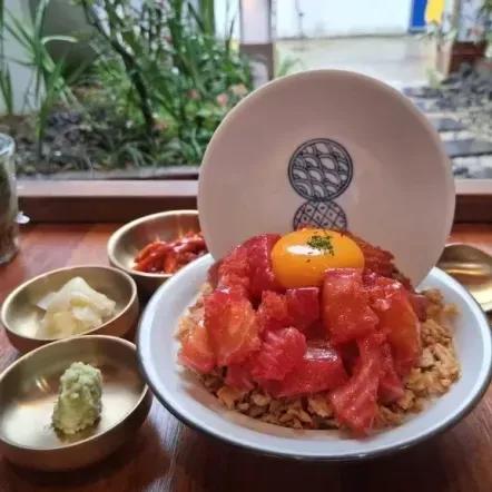 흐를류