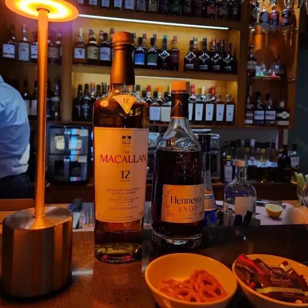 더라이브러리 Bar&Pub 위스키파크 구리갈매점