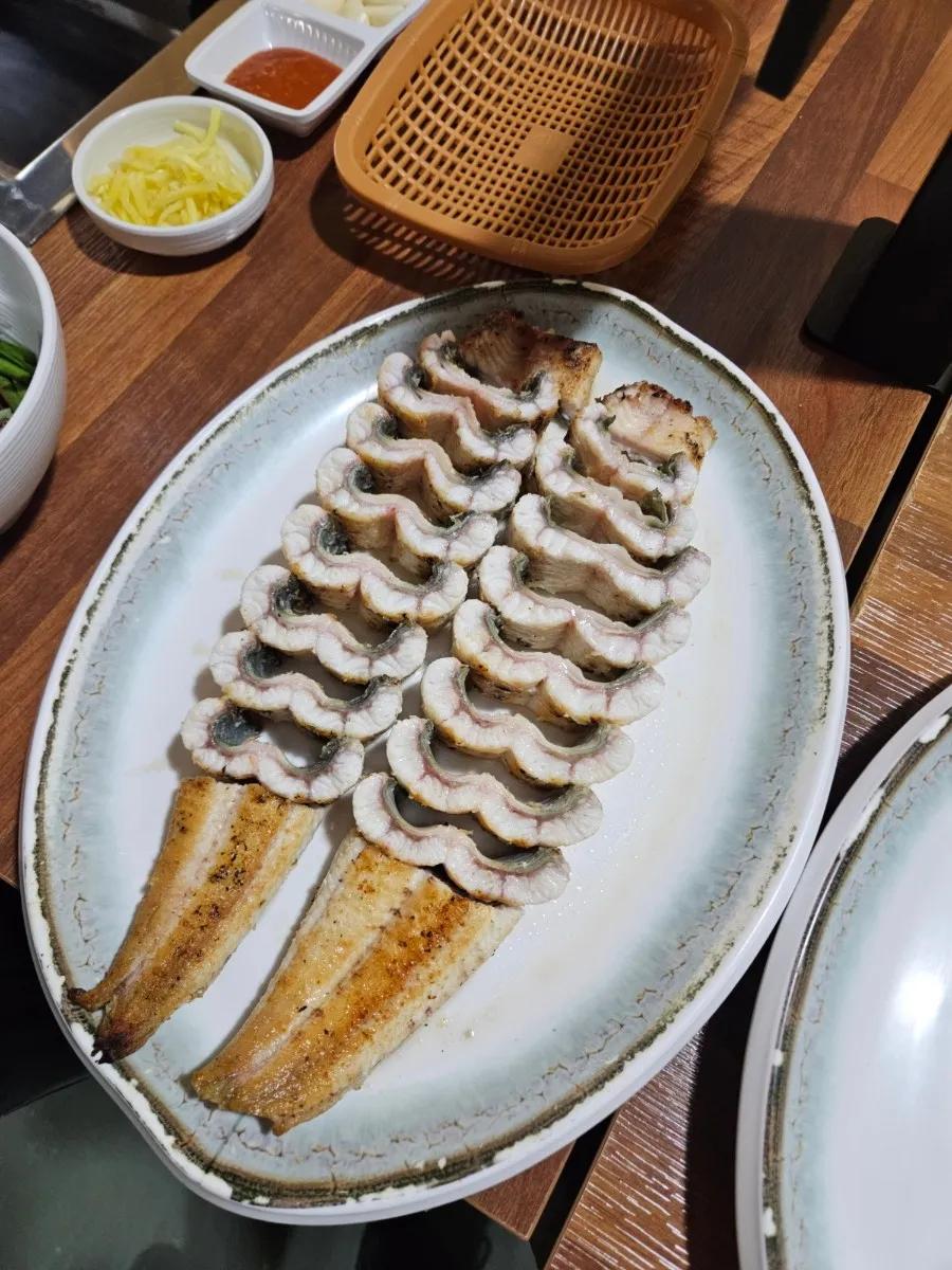 금강장어마을