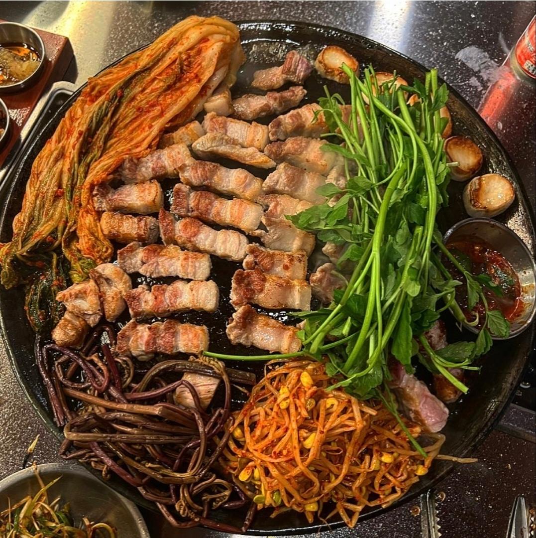 삼겹살 전문 사상솥뚜껑 사진 5