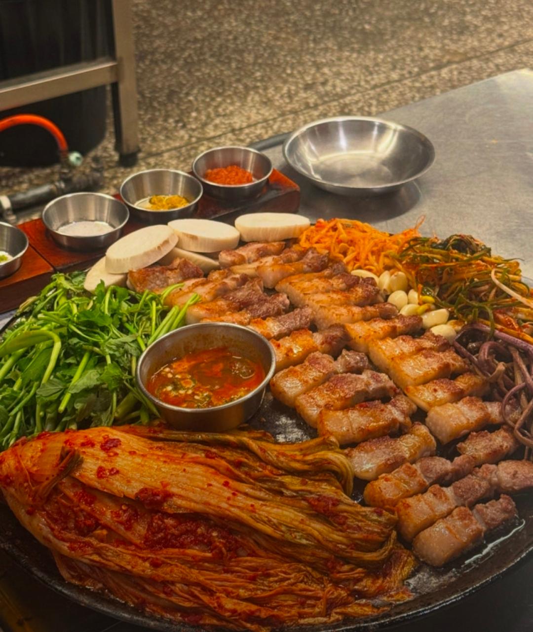 삼겹살 전문 사상솥뚜껑 사진 12