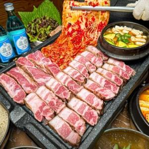 육감돼지 호평점