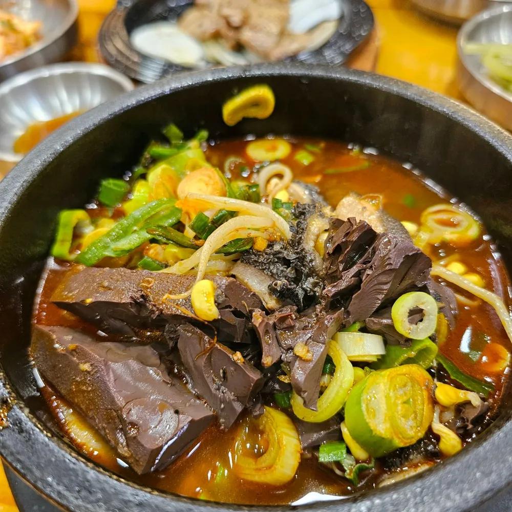 화덕꾼 고기주는막국수 서울해장국