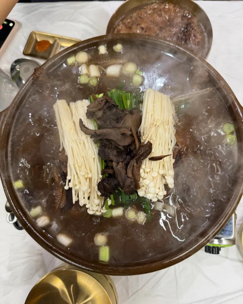 형과아우누룽지삼계탕&왕갈비탕 부평점