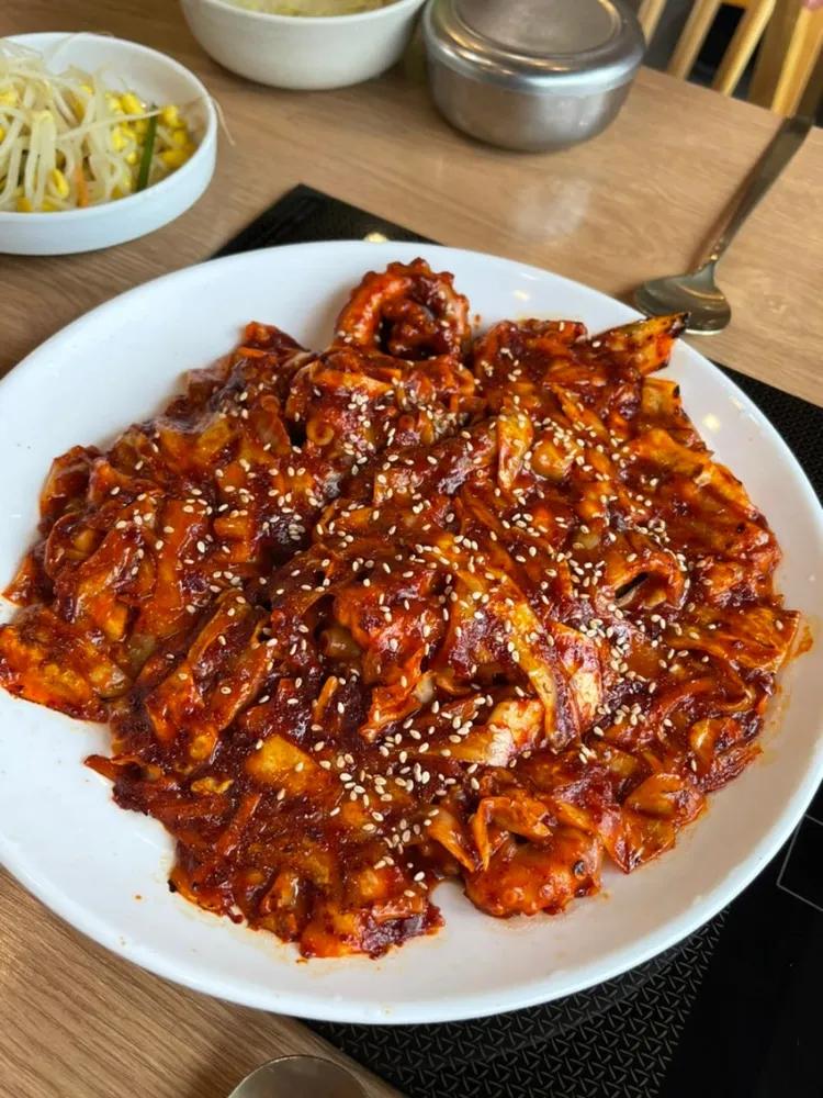 힘센낙지& 황제칼국수 팔당본점