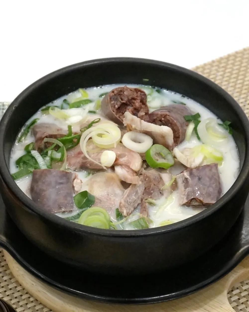 본가할매순대국 일산킨텍스점